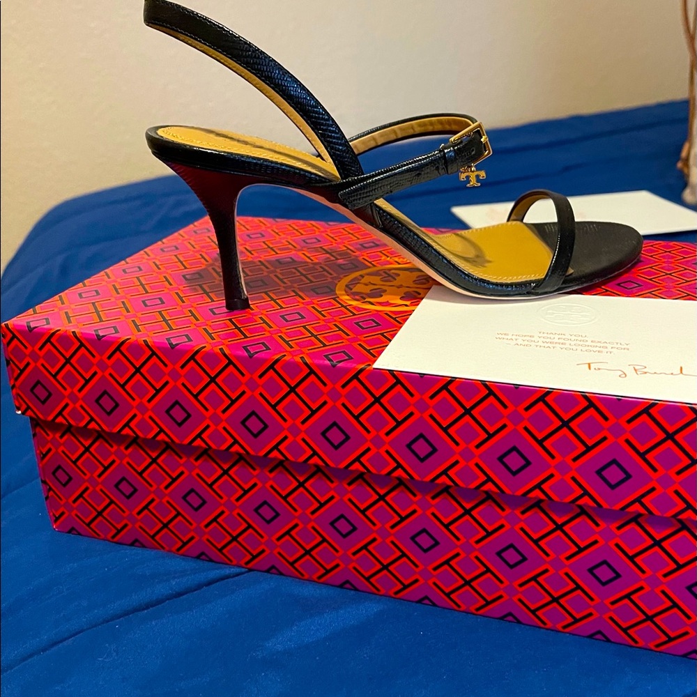 New Authentic Tory Burch Penelope Sandals